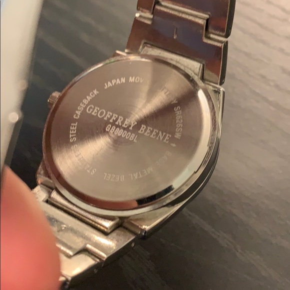 Geoffrey Beene watch chrome links - Picture 3 of 4